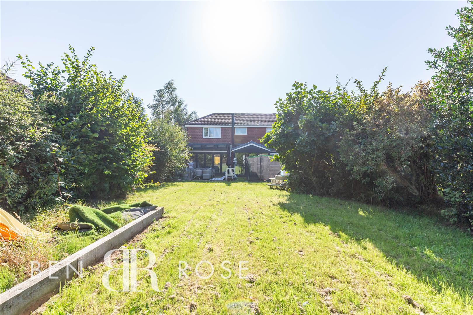 5 bed property in Dorking Road, Chorley